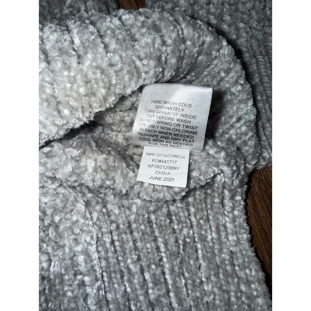 Pink Rose Girl Grey Chenille Lace Up Back Sweater‎ Size L 14 KF0S21208BV